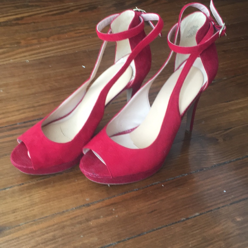 Nine West heels!